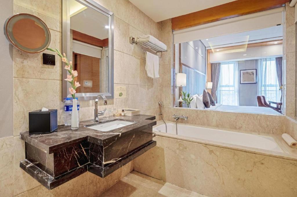 Gardenview Hotel Shanghai Exterior photo